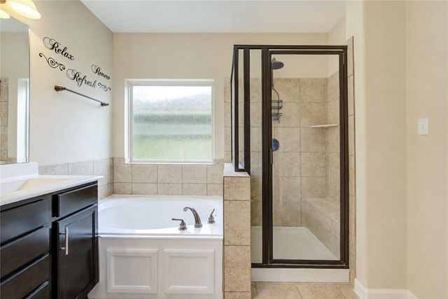 228 Country Crossing Circle, Magnolia, TX 77354