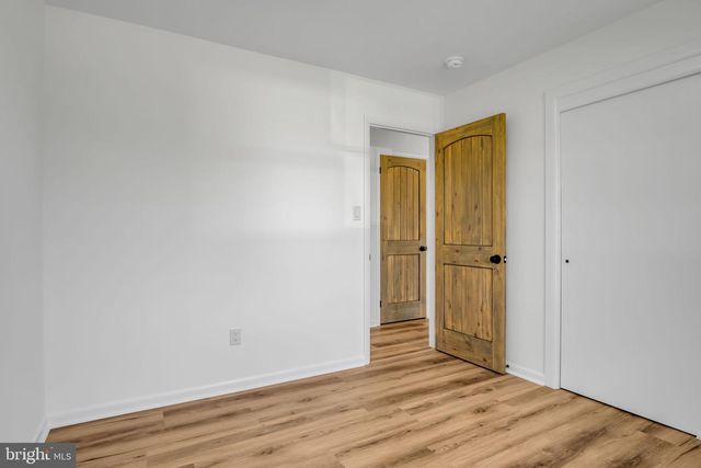 15 CIRCLE DR, Mechanicsburg, PA 17055