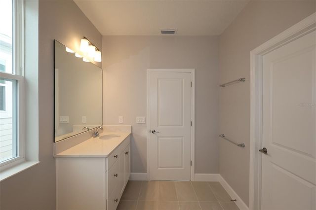 17335 BEACHGRASS ALLEY, Winter Garden, FL 34787