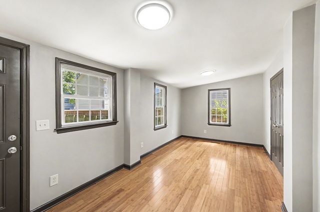 1123 N 6th St, Nashville, TN 37207