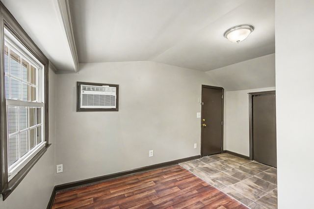 1123 N 6th St, Nashville, TN 37207