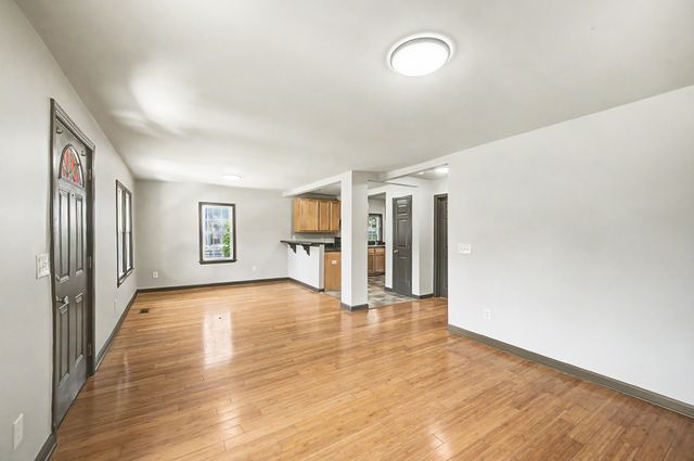 1123 N 6th St, Nashville, TN 37207