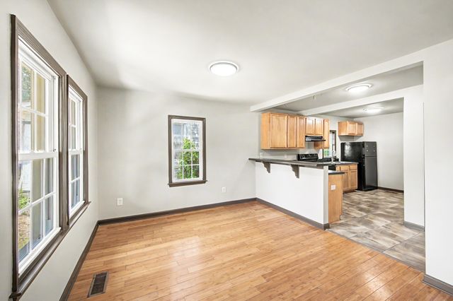 1123 N 6th St, Nashville, TN 37207