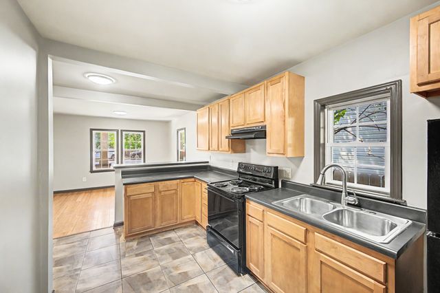 1123 N 6th St, Nashville, TN 37207