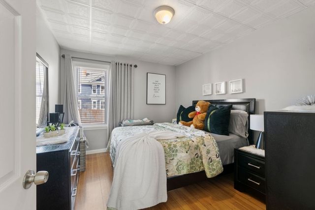 248-250 Jefferson St, Fall River, MA 02721