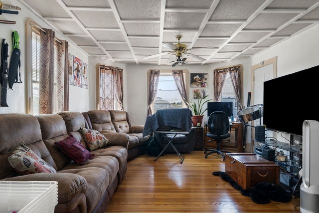 248-250 Jefferson St, Fall River, MA 02721