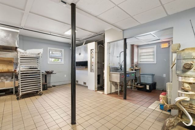 248-250 Jefferson St, Fall River, MA 02721