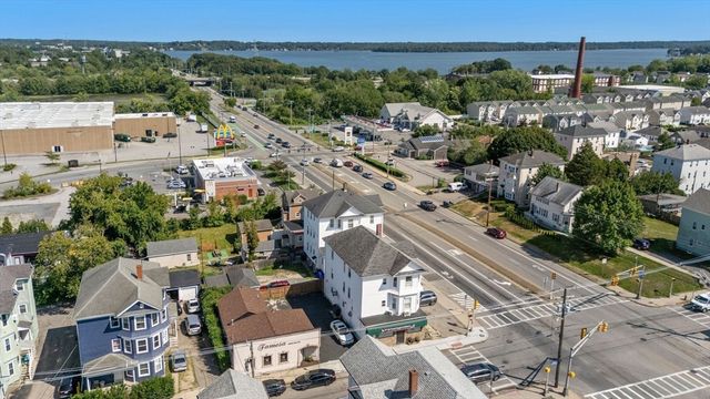 248-250 Jefferson St, Fall River, MA 02721