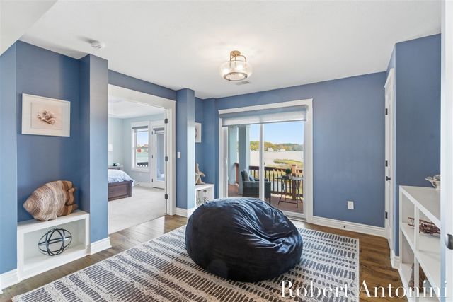 250 Shore Drive, Wayland, MI 49348