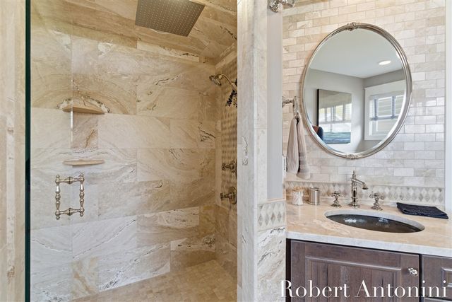 250 Shore Drive, Wayland, MI 49348