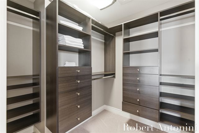 250 Shore Drive, Wayland, MI 49348