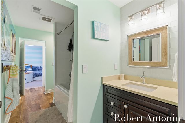 250 Shore Drive, Wayland, MI 49348