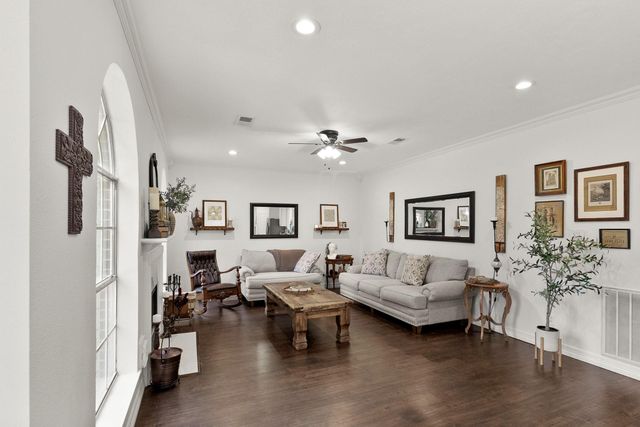 29735 Spring Terrace Drive, Spring, TX 77386