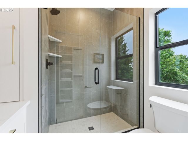 9261 Sw 1ST Ave, Portland, OR 97219