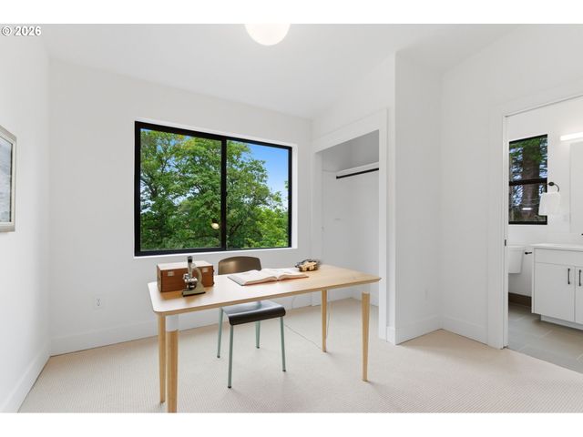9261 Sw 1ST Ave, Portland, OR 97219