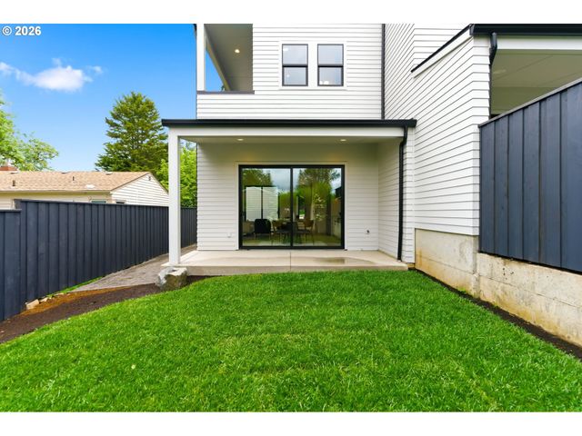 9261 Sw 1ST Ave, Portland, OR 97219