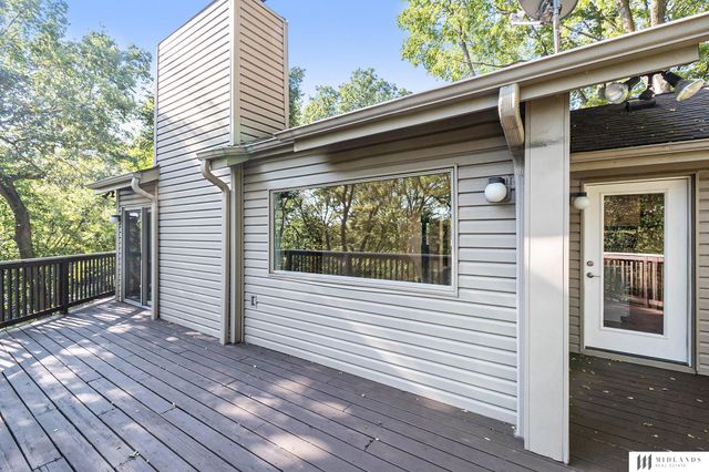 1017 Day Drive, Bellevue, NE 68005