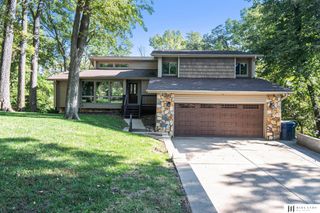 1017 Day Drive, Bellevue, NE 68005