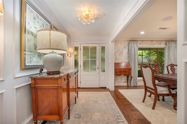 10909 Ridgemeadow Drive, Dallas, TX 75218
