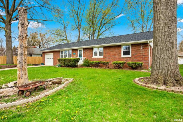 1705 W LAKE Avenue, Peoria, IL 61614