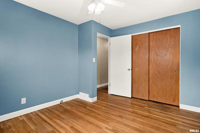 1705 W LAKE Avenue, Peoria, IL 61614