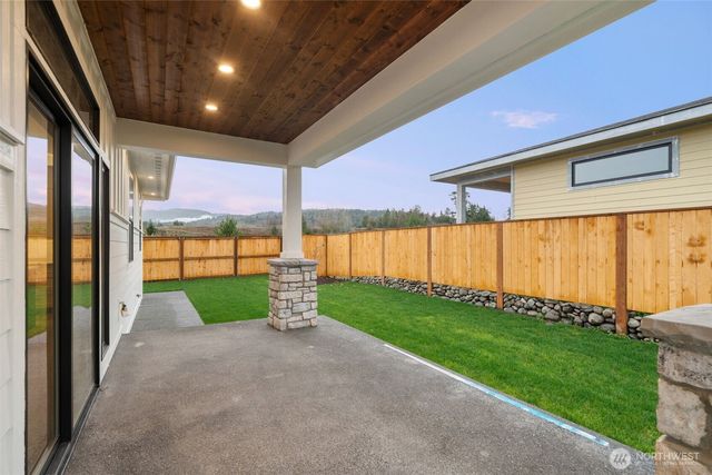 11 Dover Lane, Sequim, WA 98382