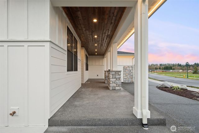 11 Dover Lane, Sequim, WA 98382