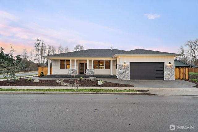 11 Dover Lane, Sequim, WA 98382