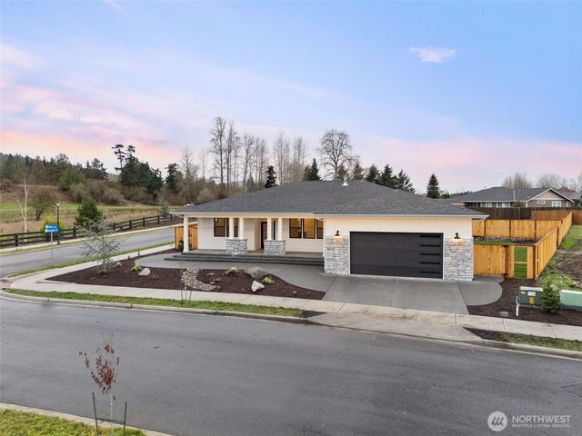 11 Dover Lane, Sequim, WA 98382