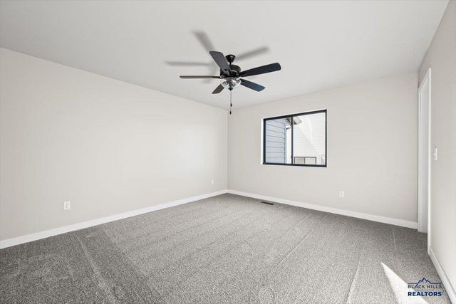 4805 PAPILLON DR, Rapid City, SD 57703