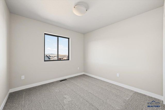 4805 PAPILLON DR, Rapid City, SD 57703