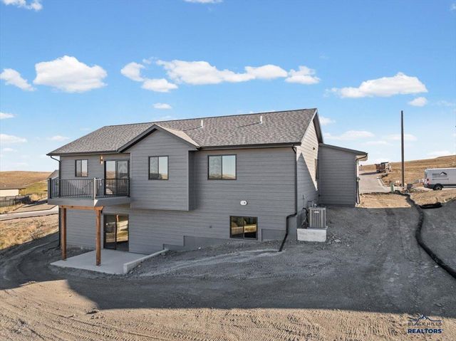 4805 PAPILLON DR, Rapid City, SD 57703