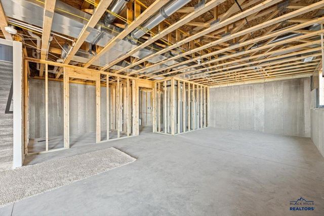 4805 PAPILLON DR, Rapid City, SD 57703