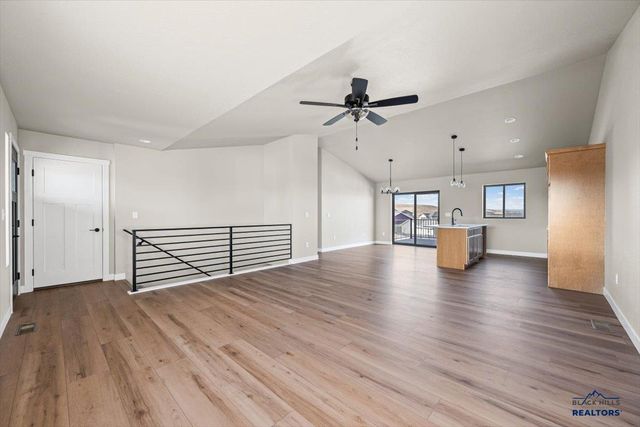 4805 PAPILLON DR, Rapid City, SD 57703