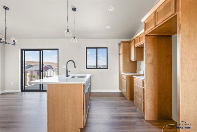 4805 PAPILLON DR, Rapid City, SD 57703