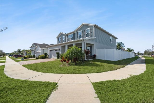 100 LAVENNA AVENUE, St Cloud, FL 34771