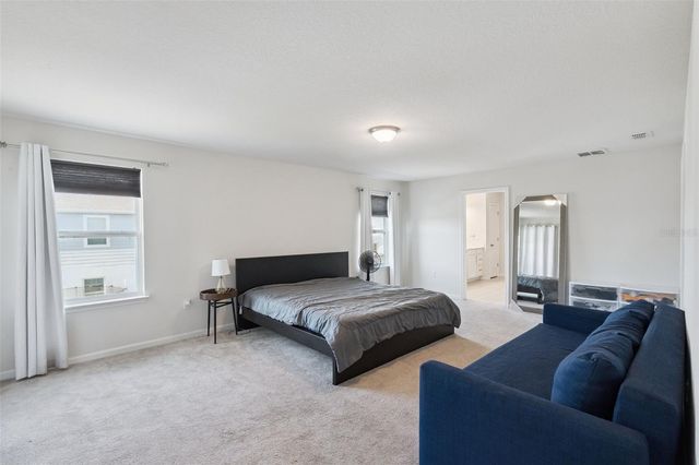 100 LAVENNA AVENUE, St Cloud, FL 34771