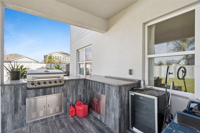 100 LAVENNA AVENUE, St Cloud, FL 34771