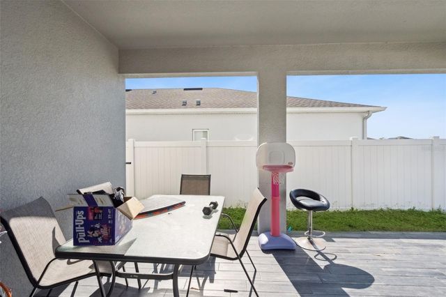 100 LAVENNA AVENUE, St Cloud, FL 34771