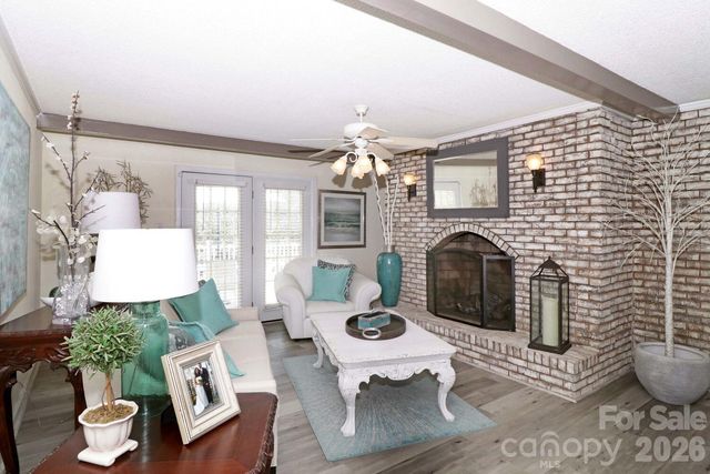 4723 Old Mountain Road, Stony Point, NC 28678