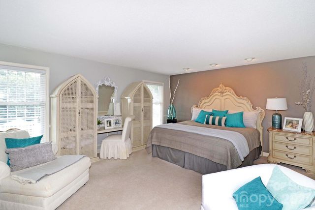 4723 Old Mountain Road, Stony Point, NC 28678