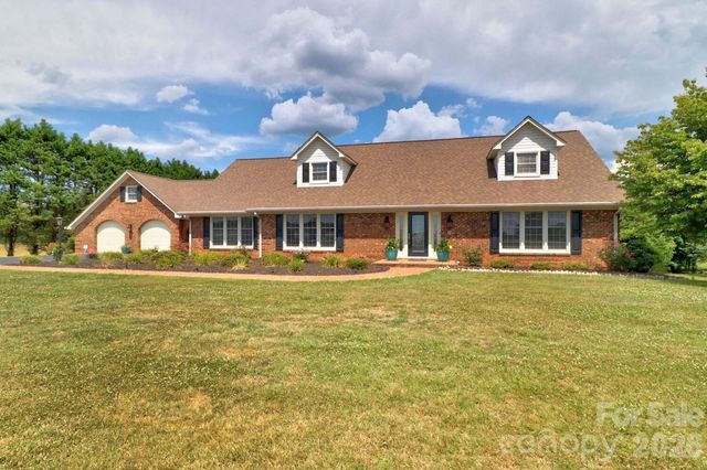4723 Old Mountain Road, Stony Point, NC 28678
