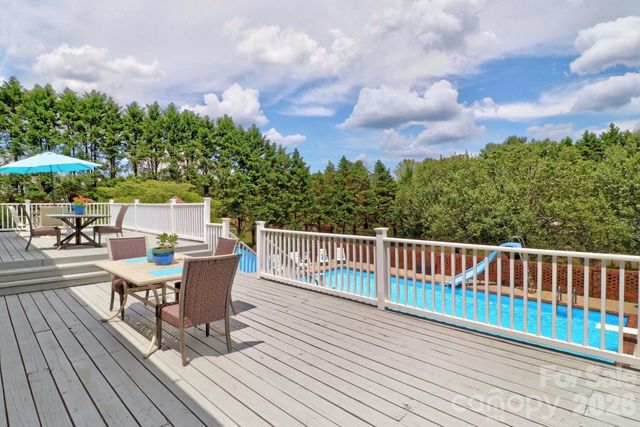 4723 Old Mountain Road, Stony Point, NC 28678