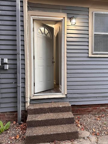 818 SE Riverside Drive, Evansville, IN 47713