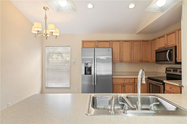 1430 26th Court SW, Vero Beach, FL 32962