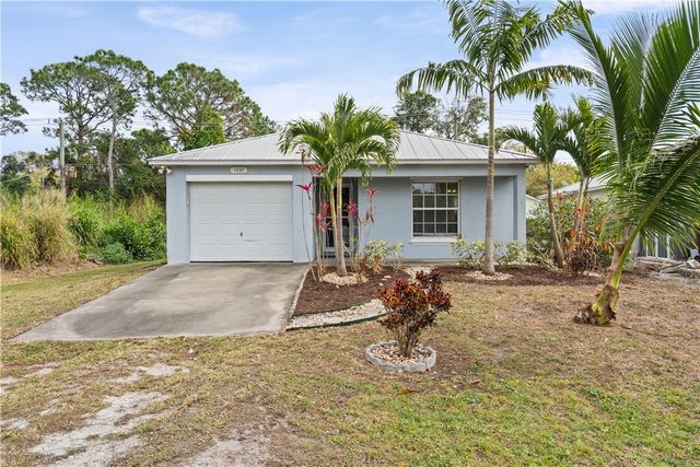 1430 26th Court SW, Vero Beach, FL 32962