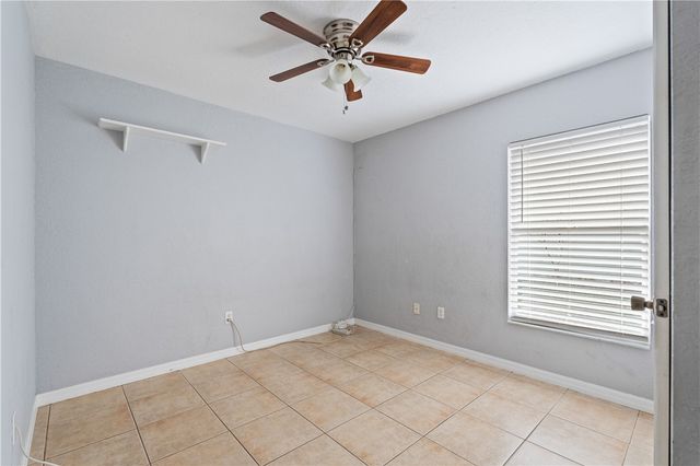 1430 26th Court SW, Vero Beach, FL 32962