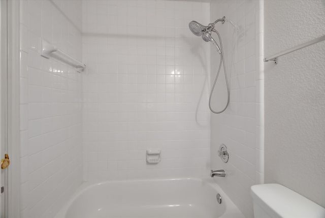 2606 Old Oak Lane, Kingwood, TX 77339