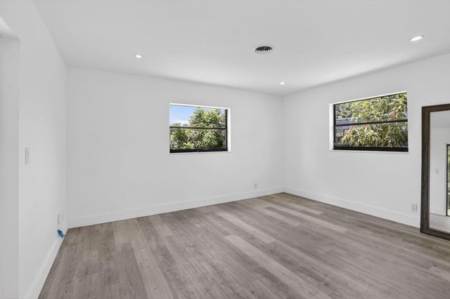 5804 NW 14th Street, Sunrise, FL 33313