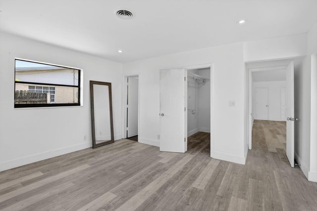 5804 NW 14th Street, Sunrise, FL 33313